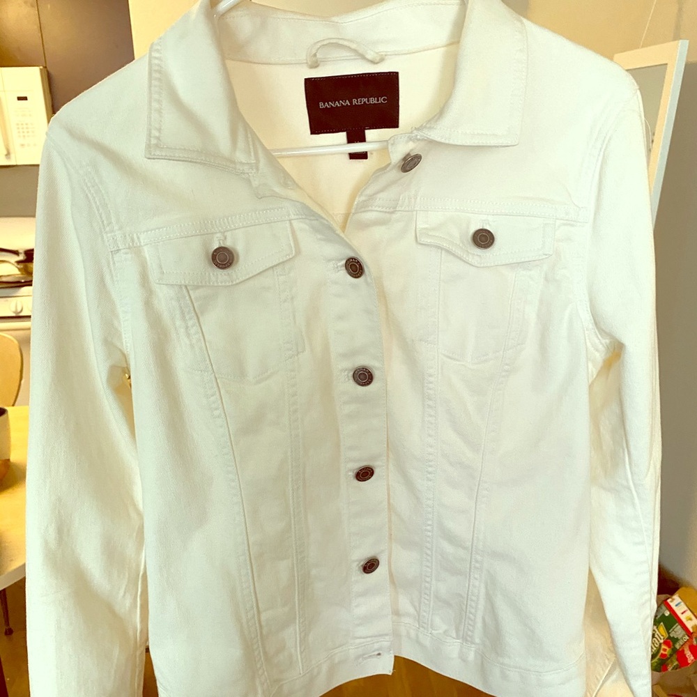 Banana republic denim trucker jacket, white